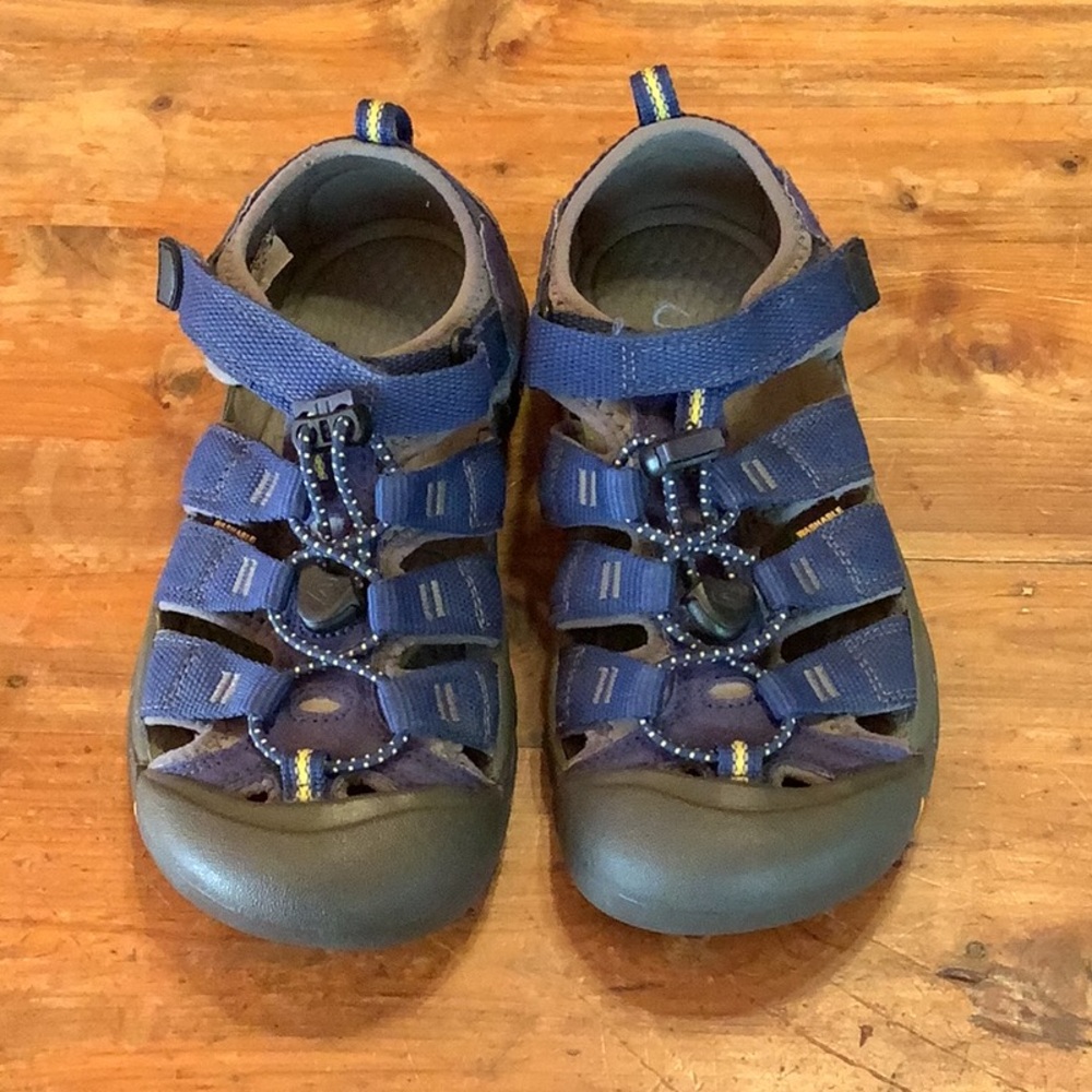 Keen Boys Blue Newport Sandals Size 2